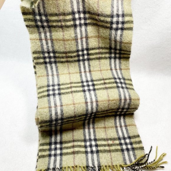 Antonio Ricci Couture Woolen Plaid Fringe Scarf - Picture 4 of 9
